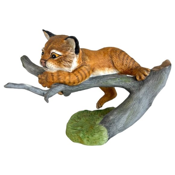 1985 Franklin Mint Porcelain Cat Figurine Captivated Bobcat On Tree NO Butterfly - Picture 3 of 9